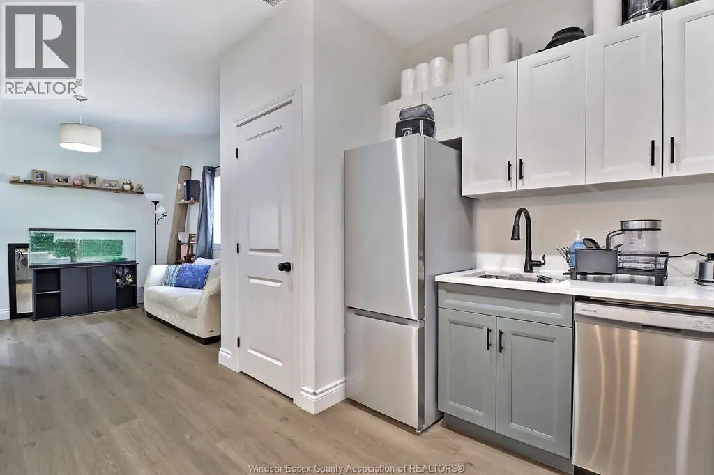 1329 ST. ANNE STREET