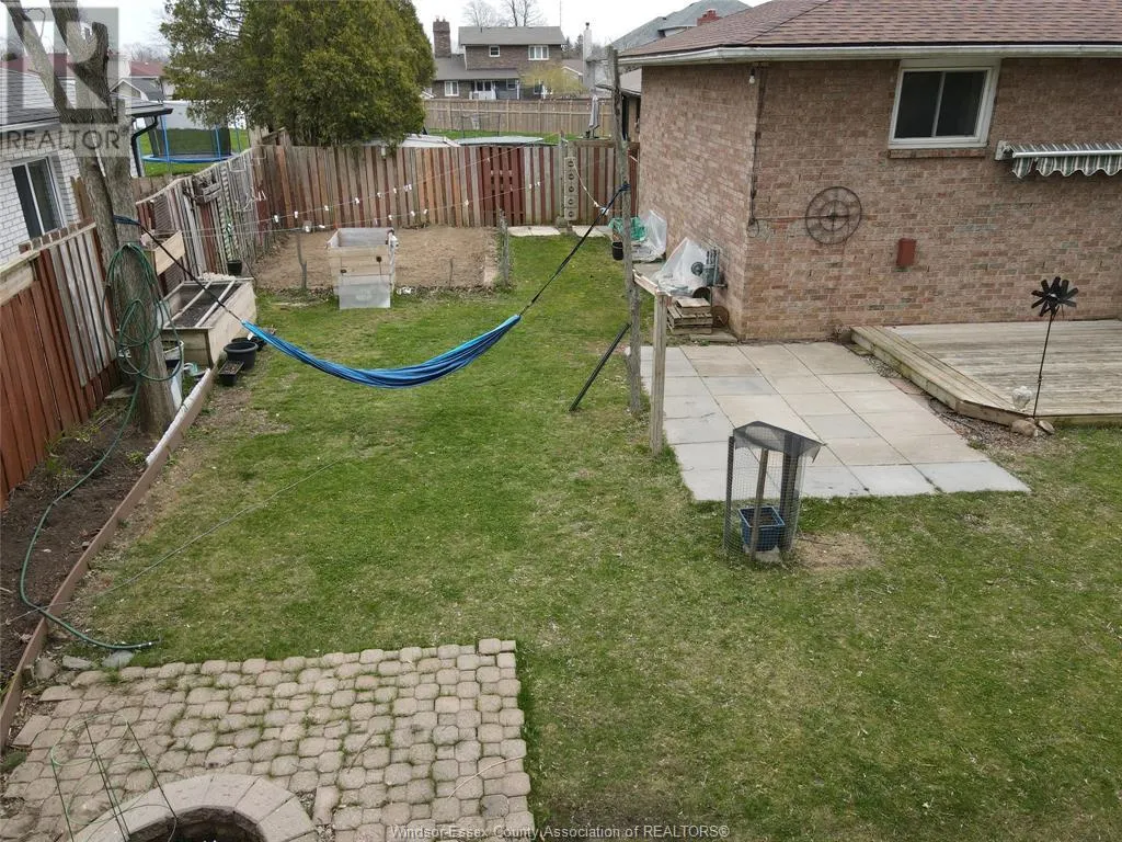 1 LUCY CRESCENT