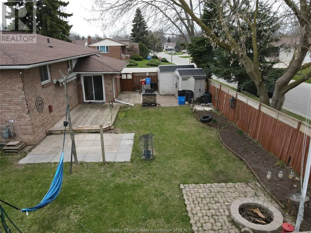 1 LUCY CRESCENT