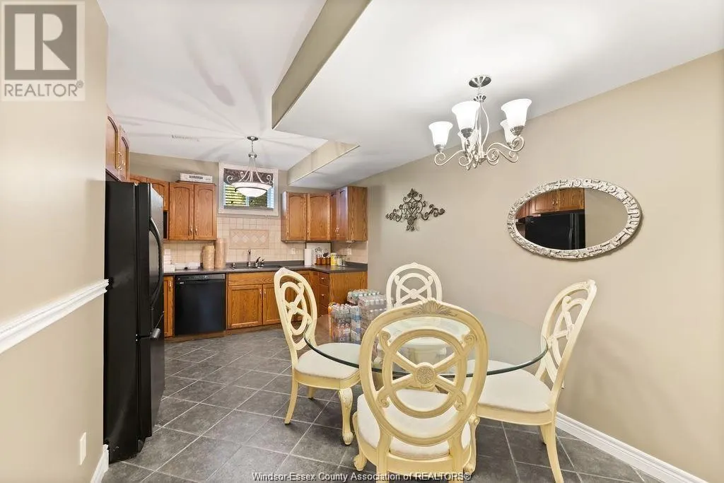 625 GEORGE KENNEDY WAY