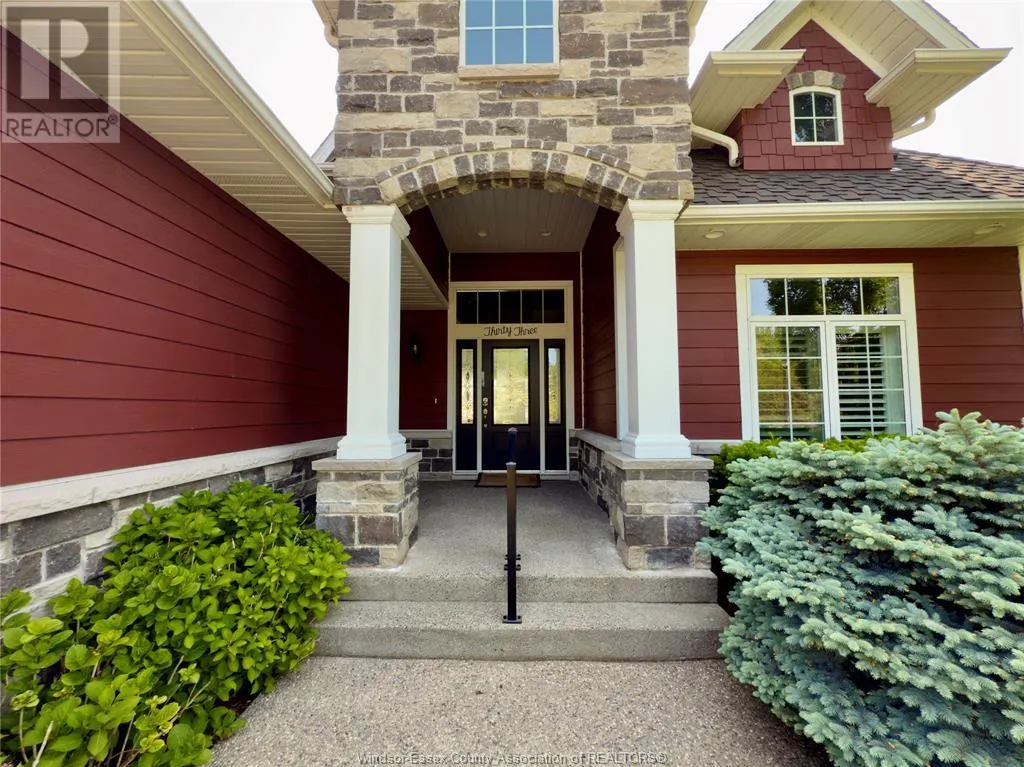 33 Montego Bay CRESCENT