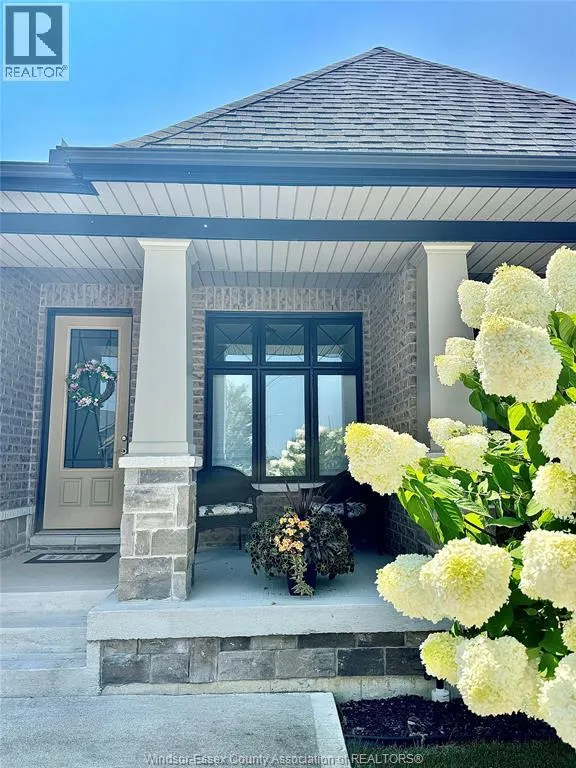 58 HAZEL CRESCENT