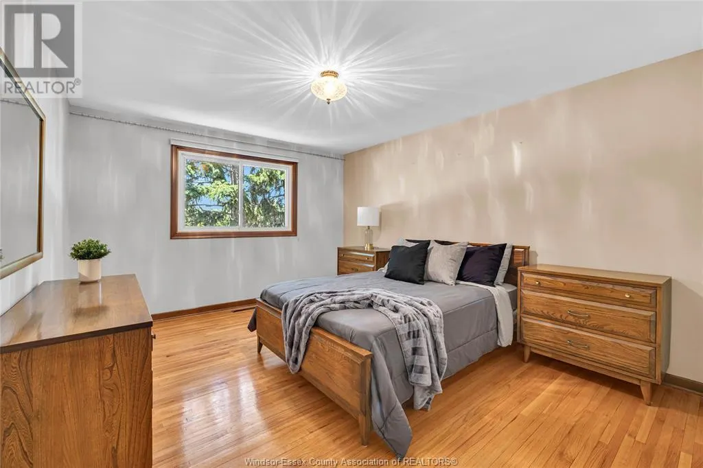 302 WOODRIDGE