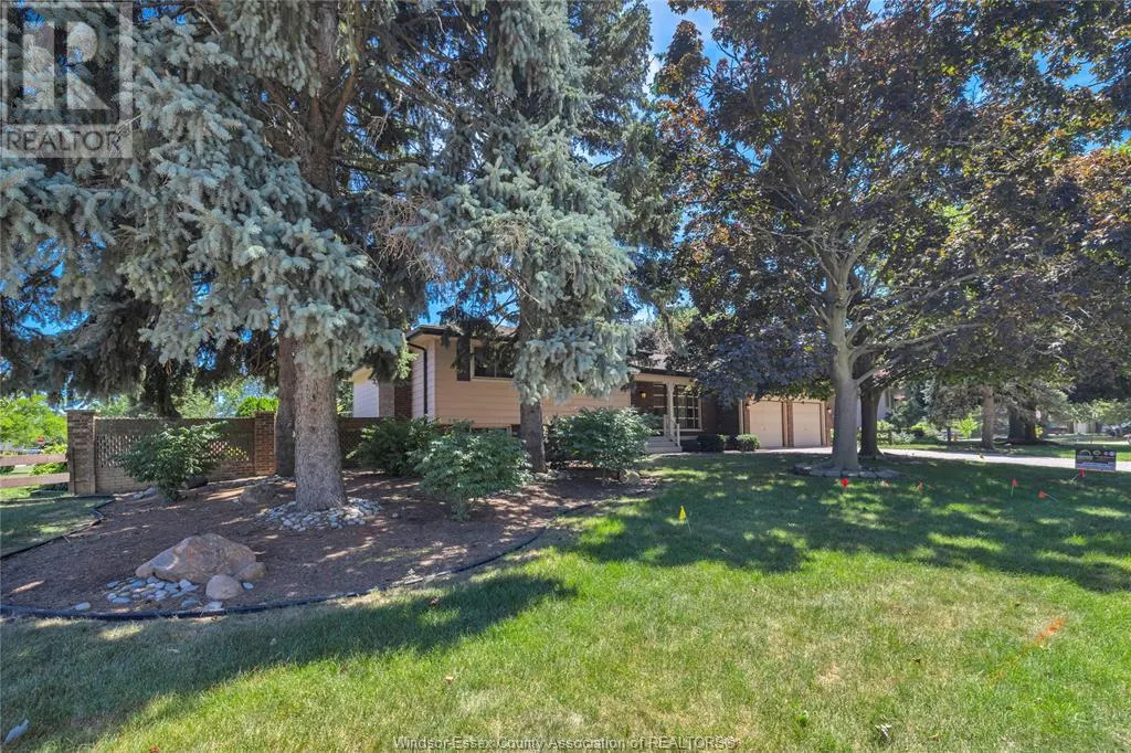 302 WOODRIDGE