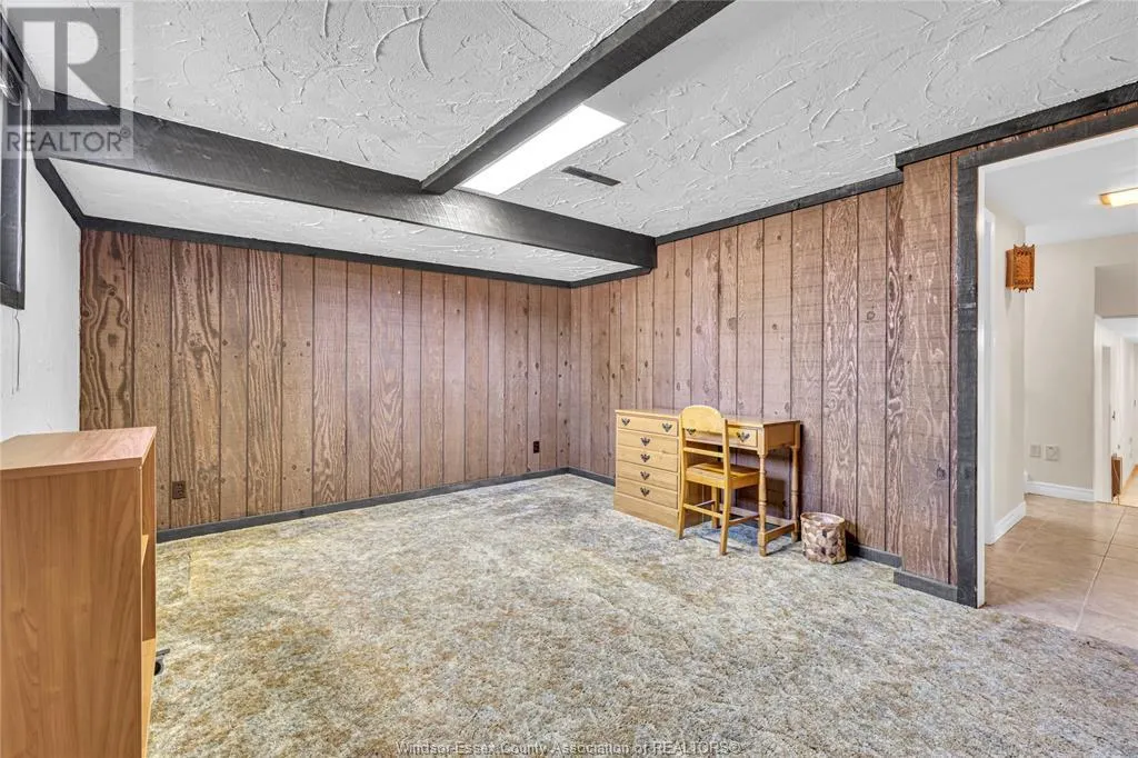 302 WOODRIDGE