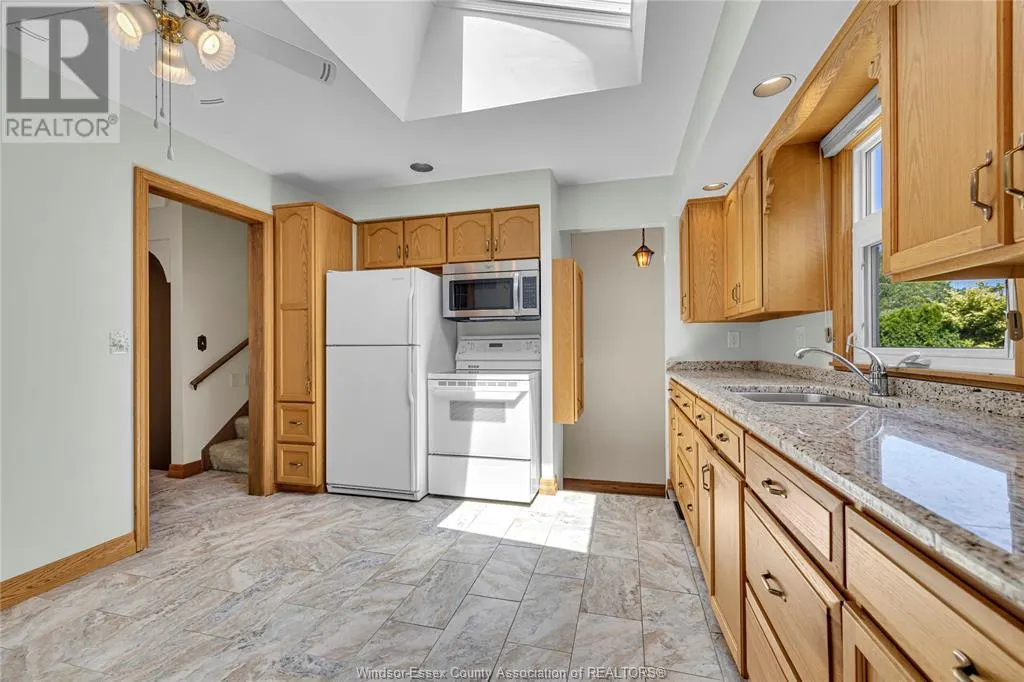 302 WOODRIDGE