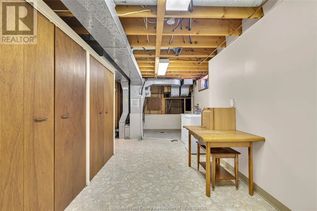 302 WOODRIDGE