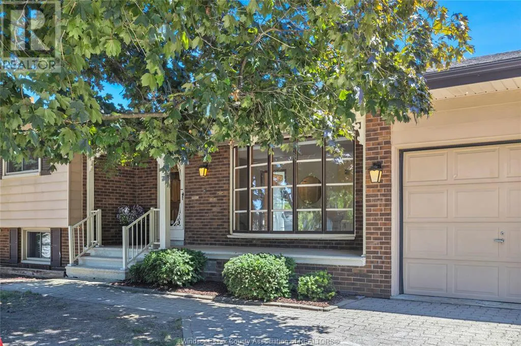 302 WOODRIDGE