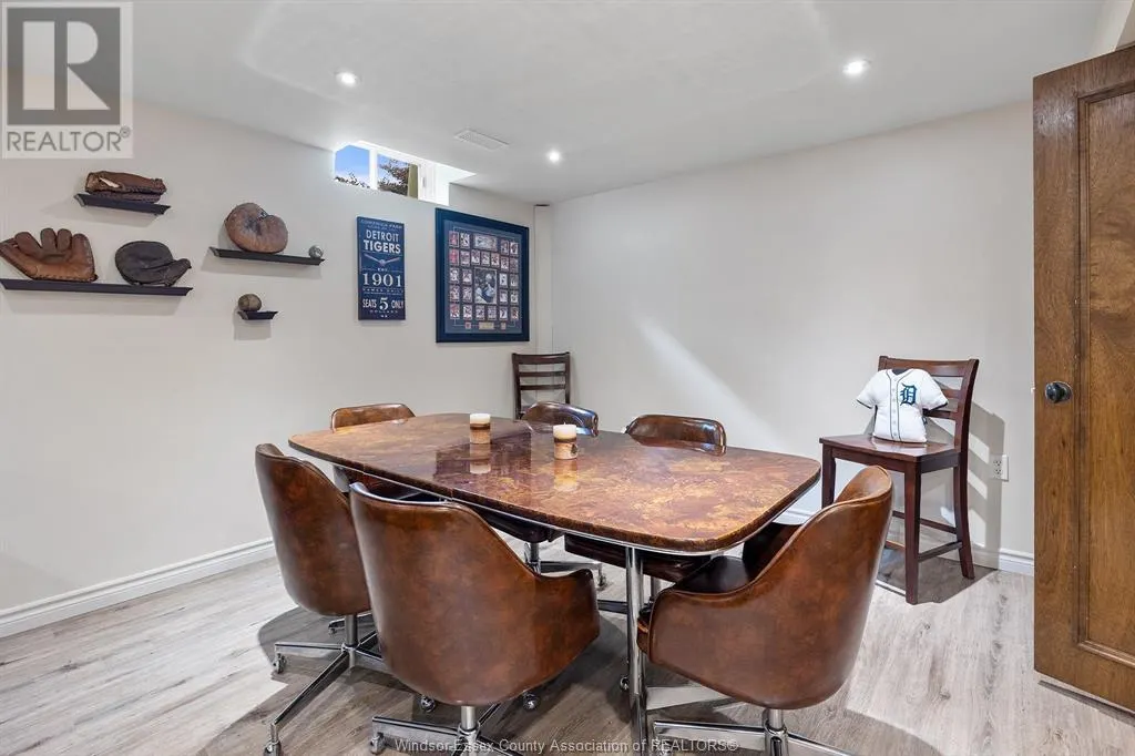 595 BRUNELLE