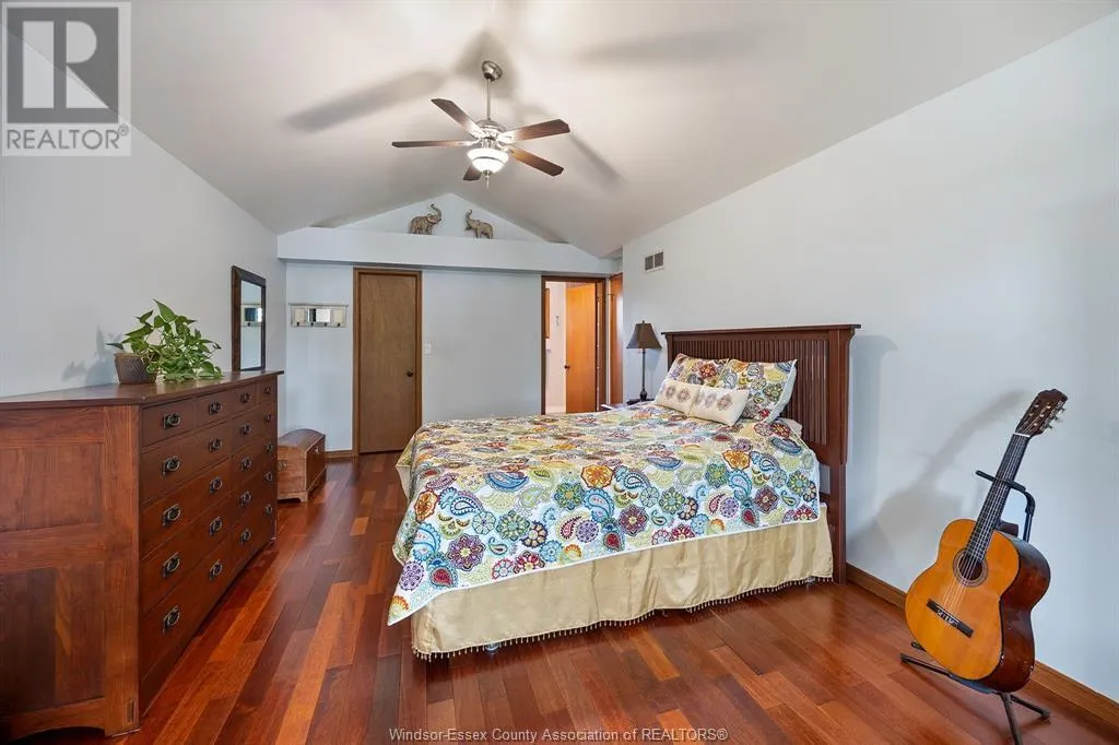 595 BRUNELLE