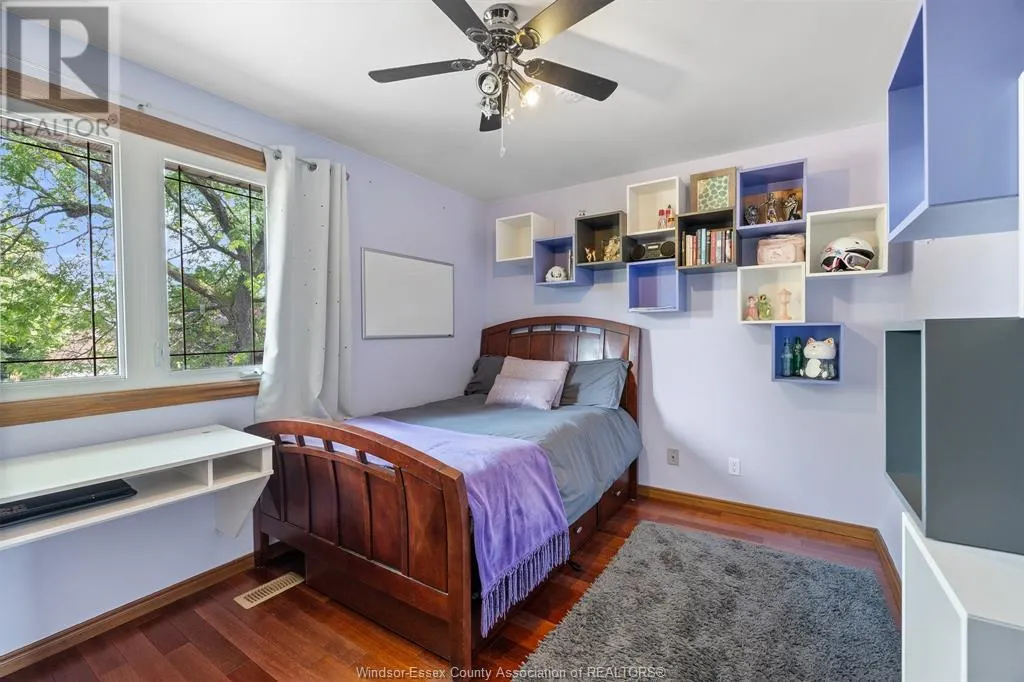 595 BRUNELLE