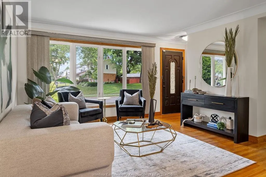 3545 GLENWOOD