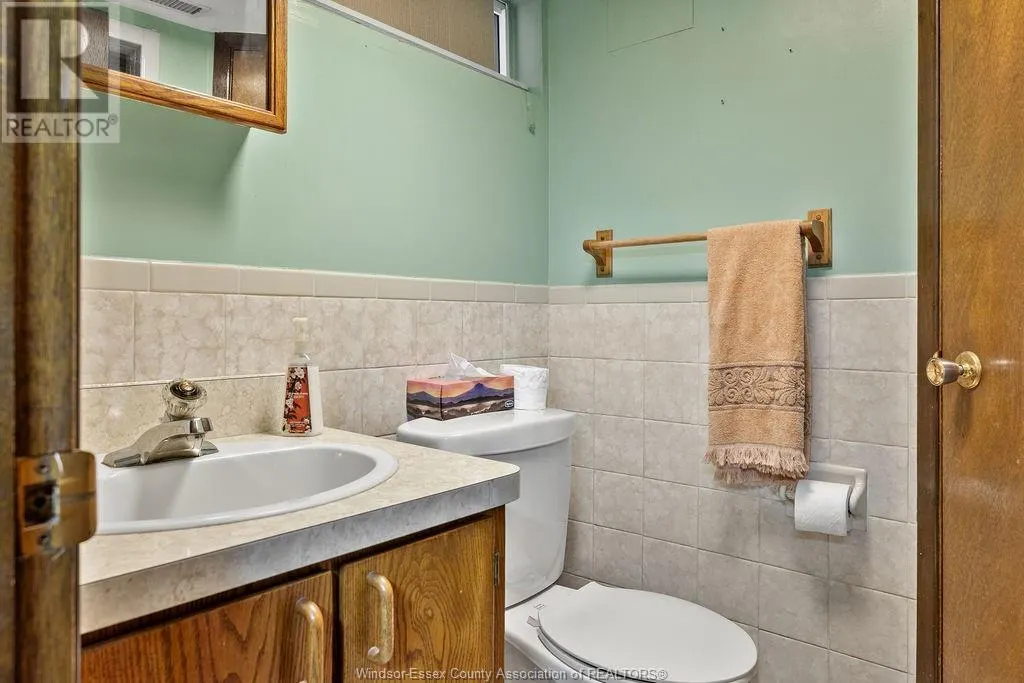 3545 GLENWOOD