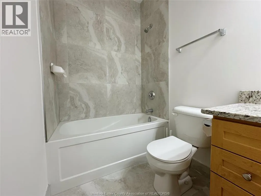 1888 WESTVIEW Unit# 415