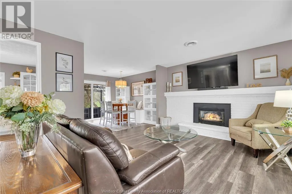 3049 ROWLEY PARK DRIVE