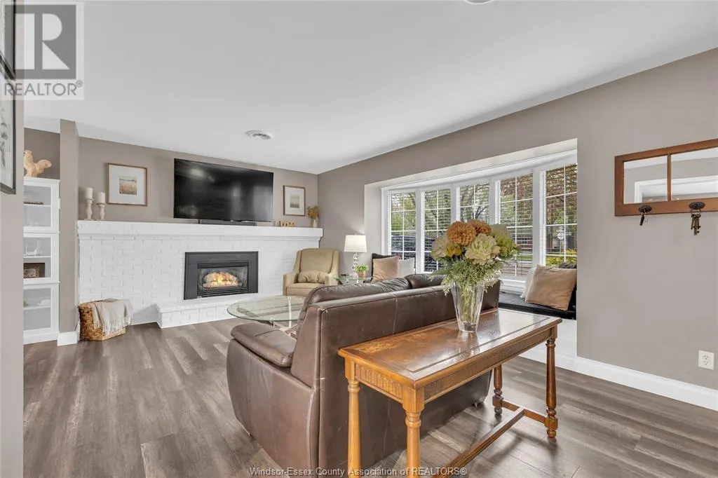 3049 ROWLEY PARK DRIVE
