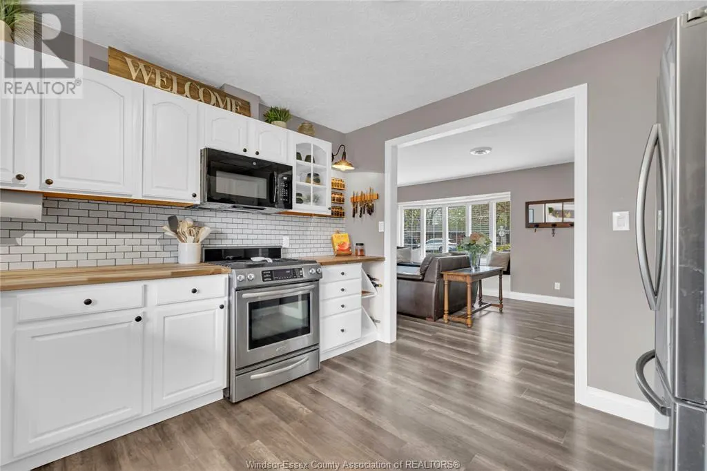 3049 ROWLEY PARK DRIVE