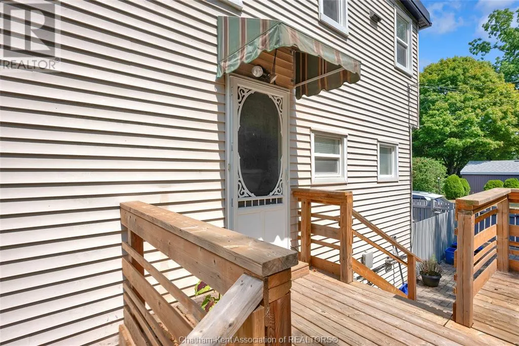 125 Victoria AVENUE