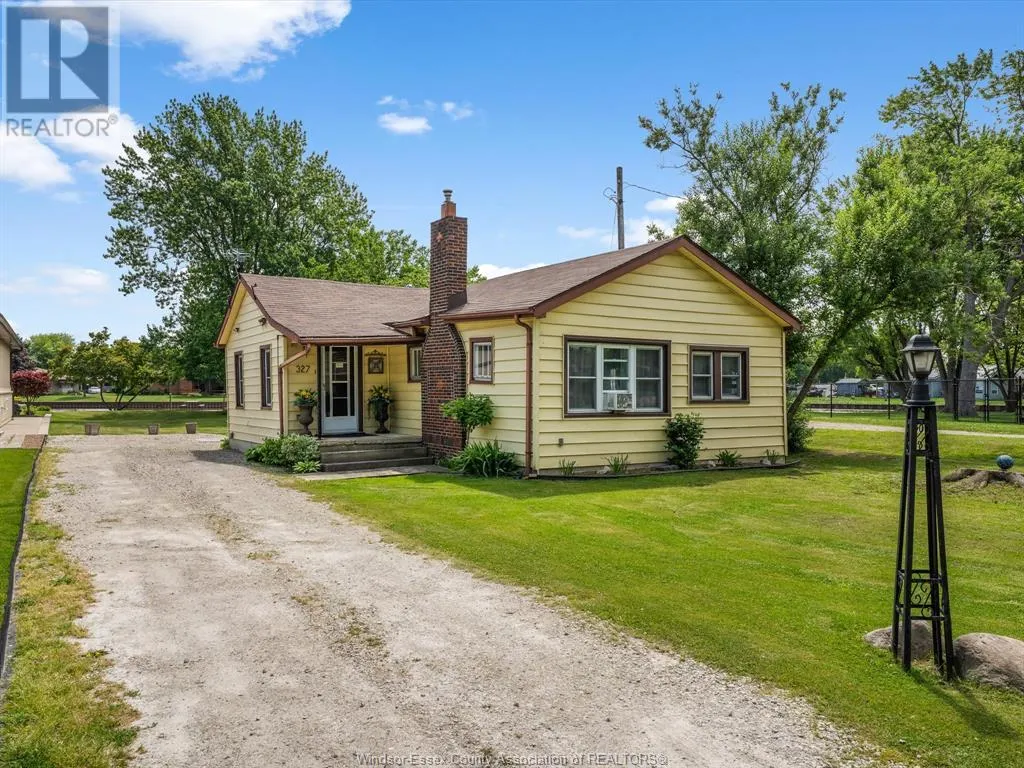 327 W. BELLE RIVER ROAD