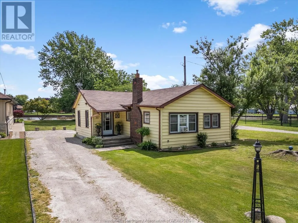 327 W. BELLE RIVER ROAD