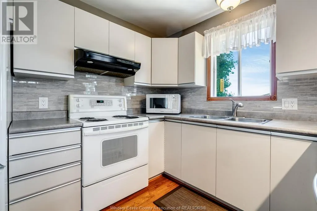 6108 COUNTY RD 46