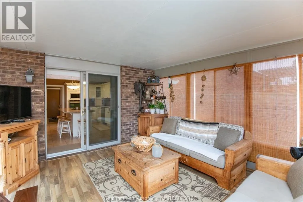 30 ORANGEWOOD BOULEVARD