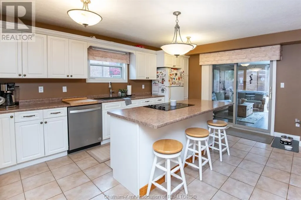 30 ORANGEWOOD BOULEVARD