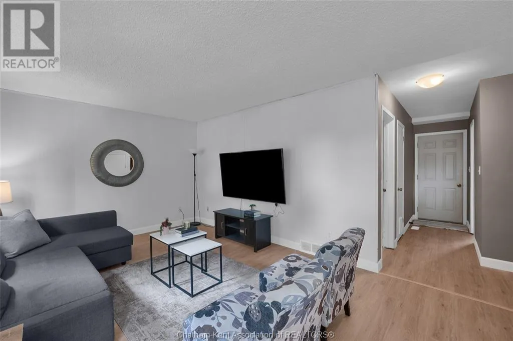 35 Peterborough DRIVE