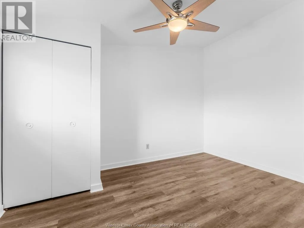 255 TALBOT STREET N Unit# 5