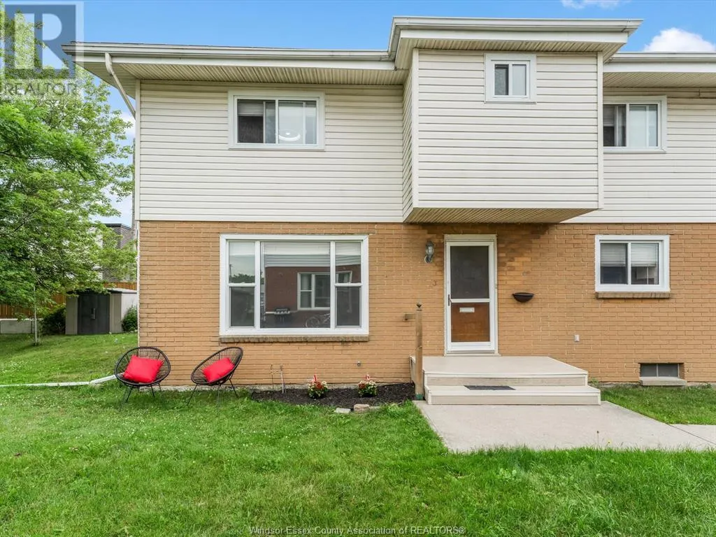 255 TALBOT STREET N Unit# 3