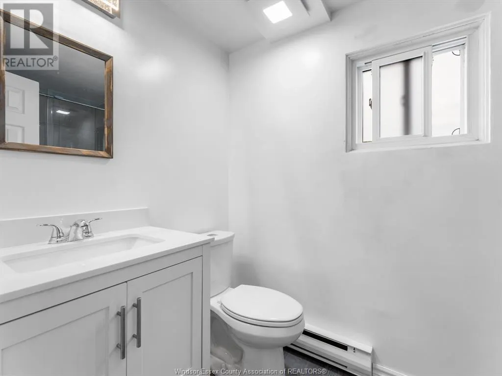 255 TALBOT STREET N Unit# 3