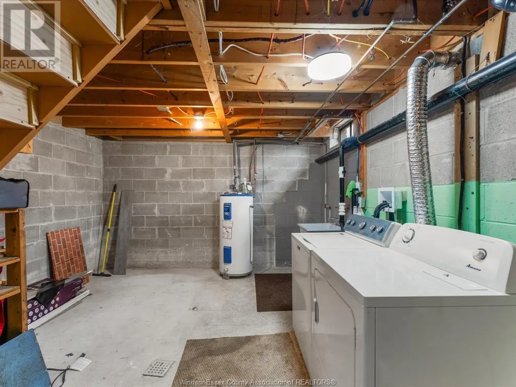 255 TALBOT STREET N Unit# 3