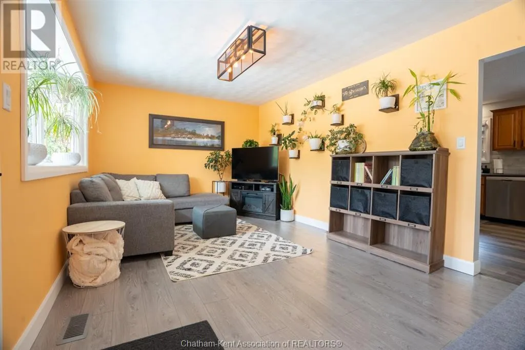 7138 Benoit DRIVE