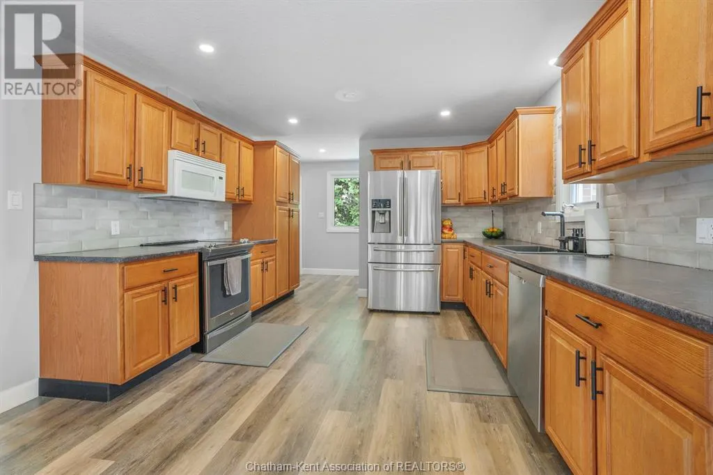 7138 Benoit DRIVE
