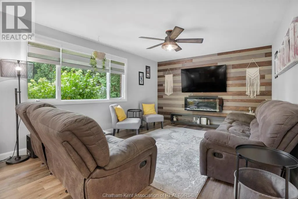 7138 Benoit DRIVE