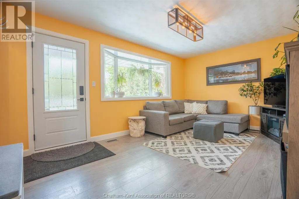 7138 Benoit DRIVE