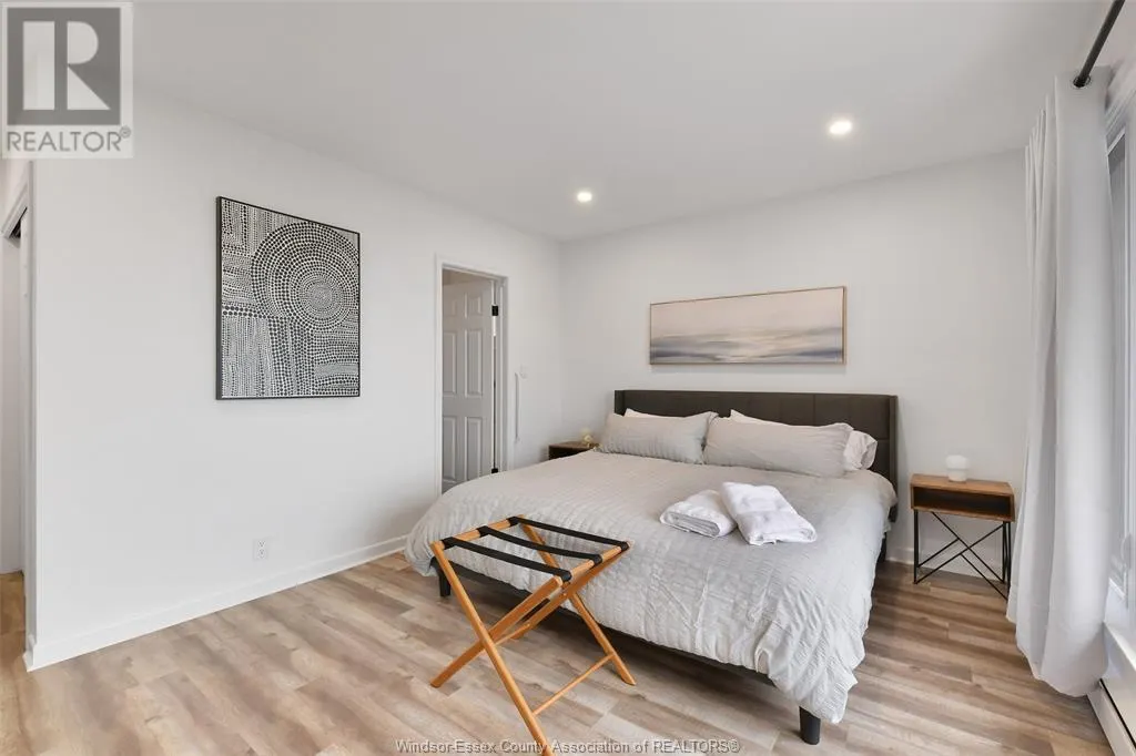 208 ROBSON