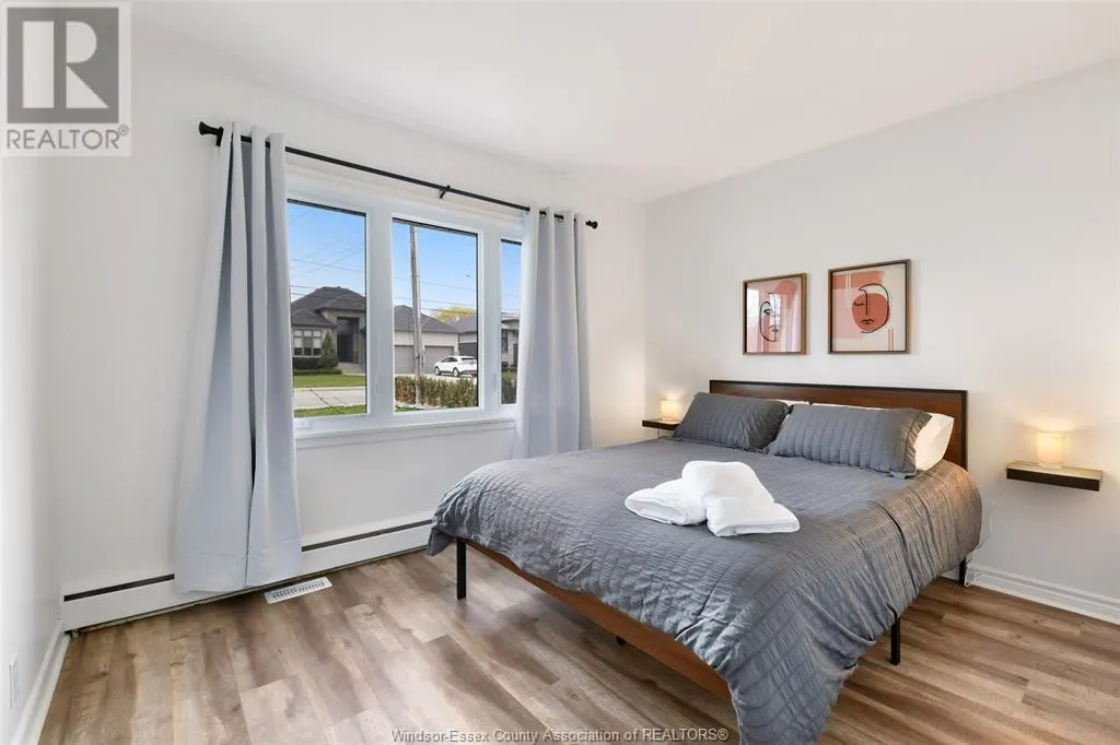 208 ROBSON