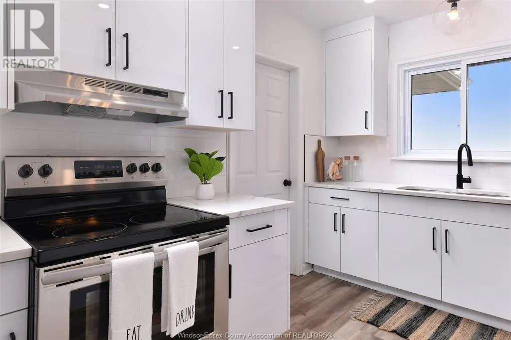 208 ROBSON