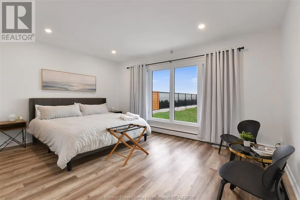 208 ROBSON