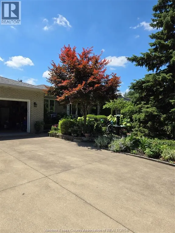12139 PAPINEAU CRT