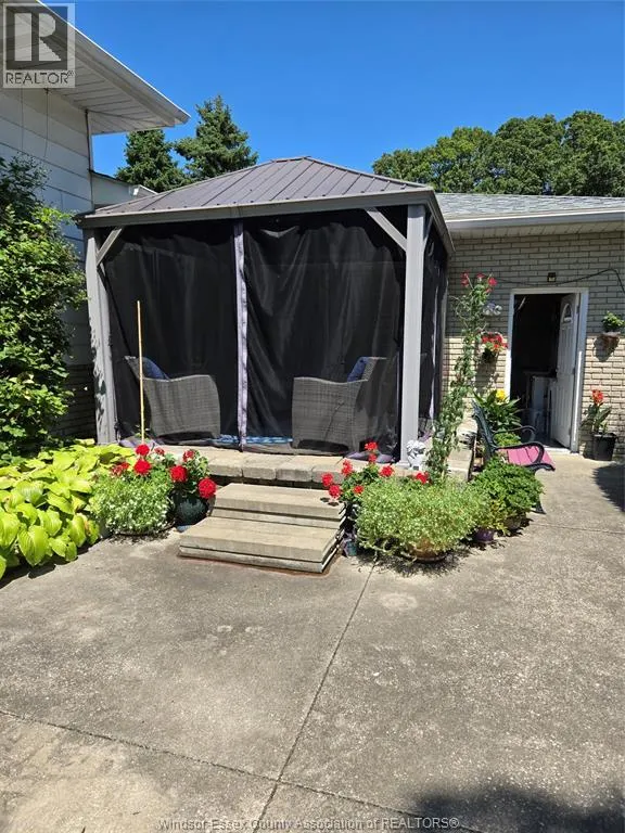 12139 PAPINEAU CRT