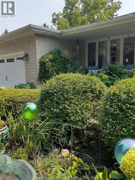 12139 PAPINEAU CRT