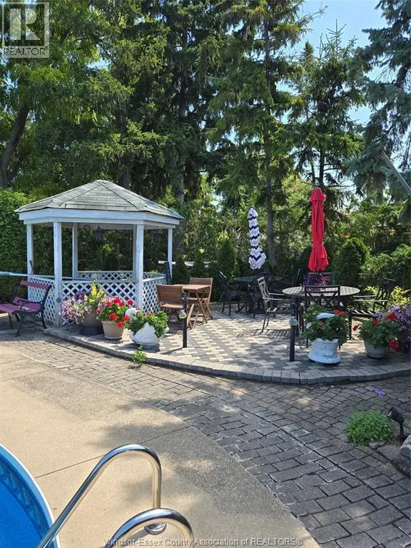 12139 PAPINEAU CRT