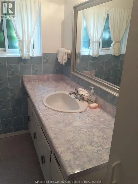 12139 PAPINEAU CRT
