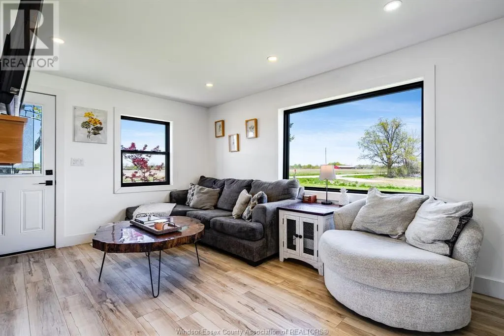 242 Mersea Rd 21
