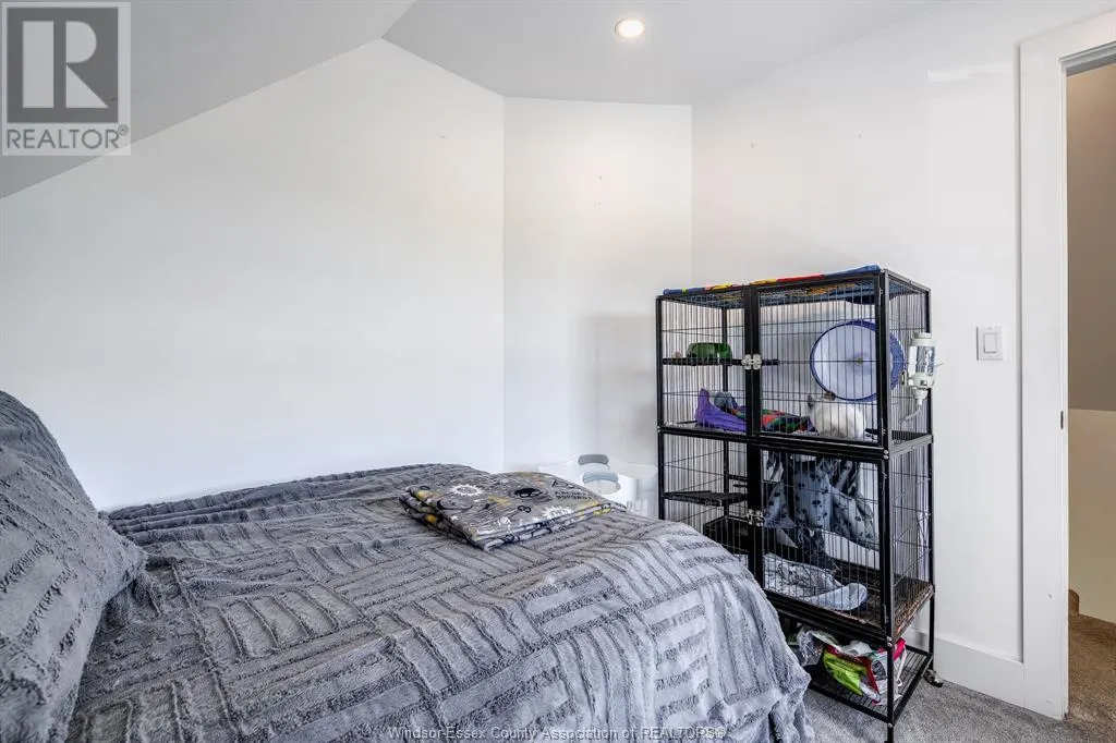 242 Mersea Rd 21