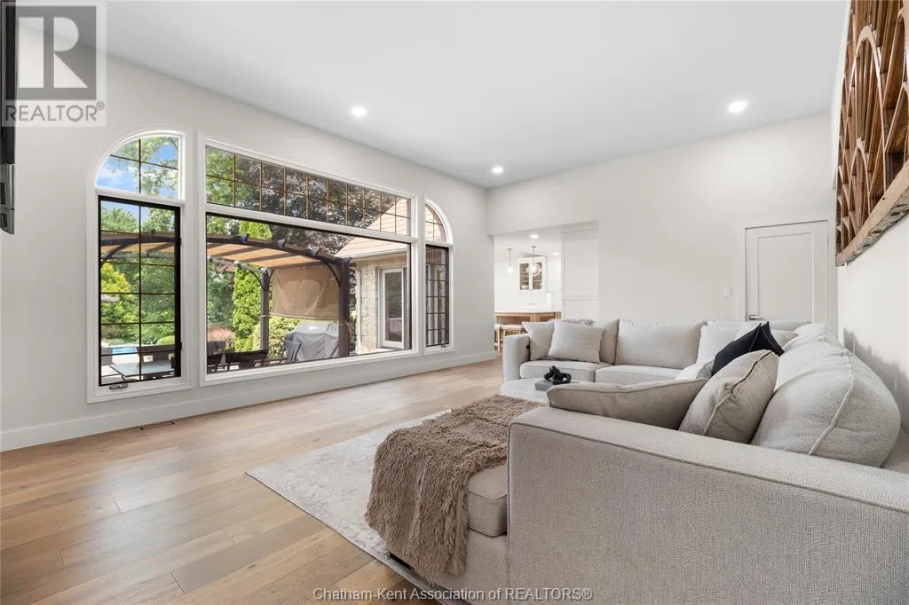 7423 Riverview LINE