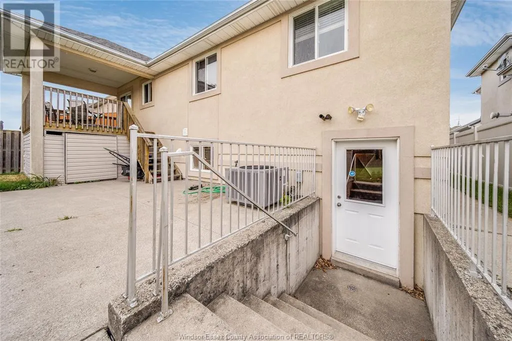 160 BRANTON CRESCENT