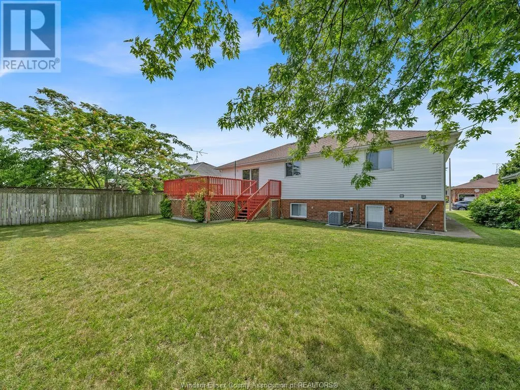 44 SHERWOOD AVENUE